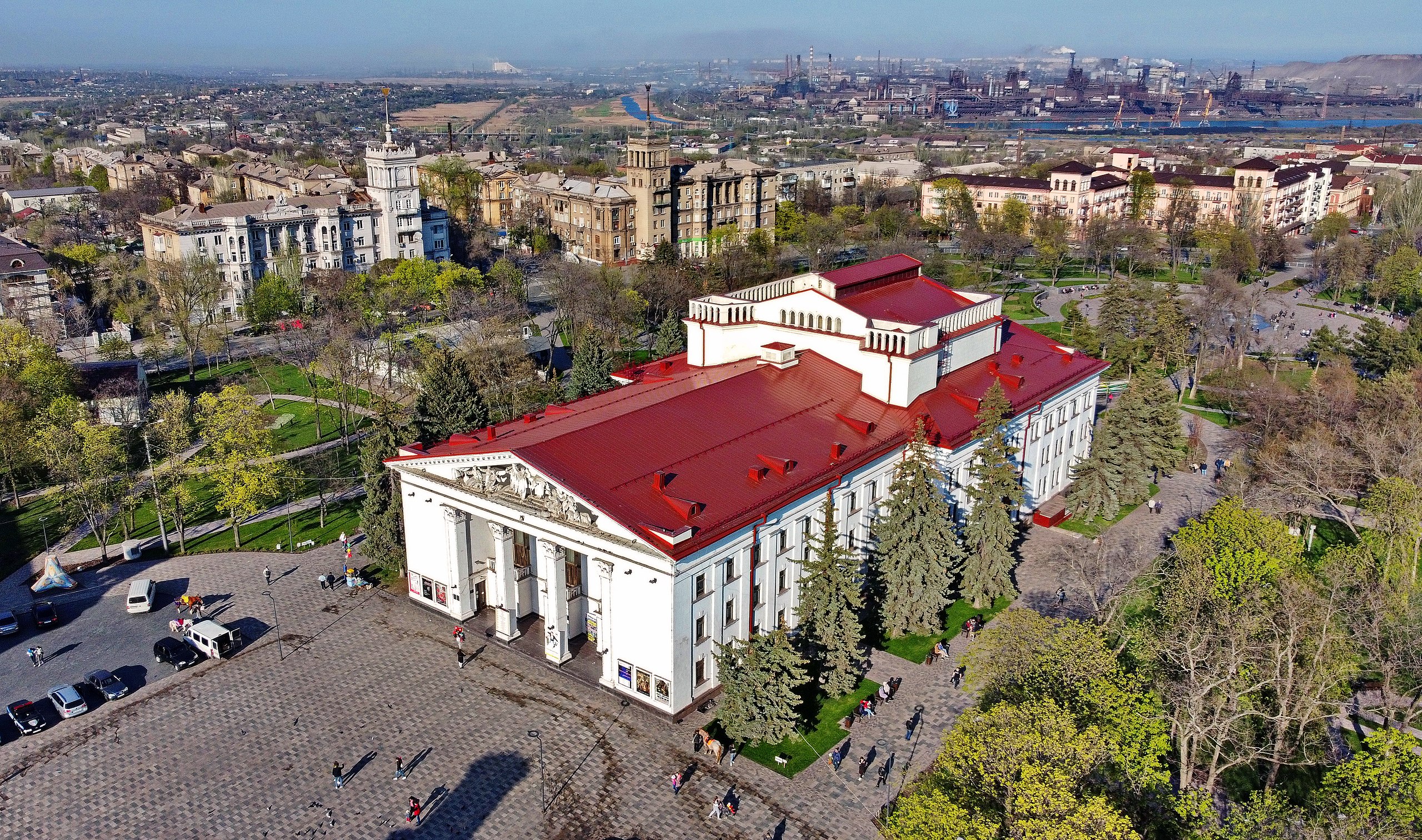 Mariupol theatre before