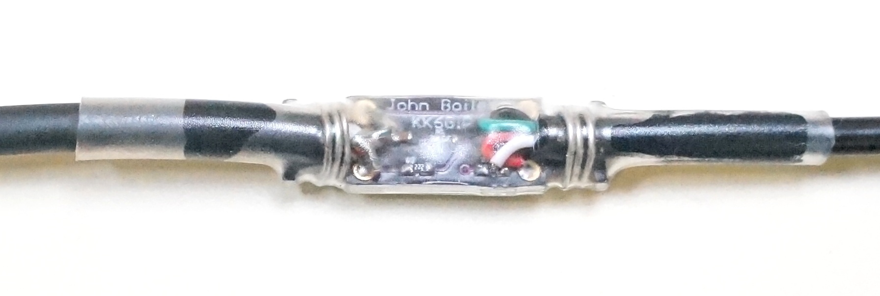 The front of an assembled cable